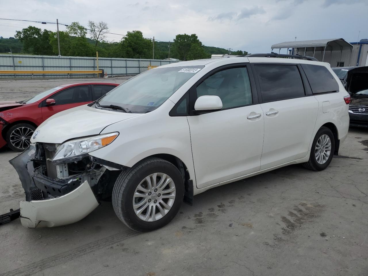 Toyota Sienna 2017