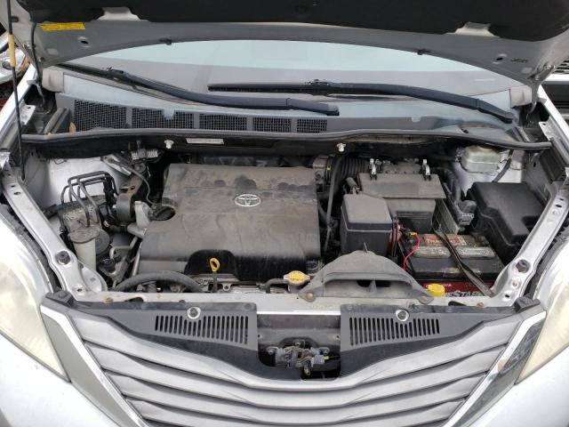 2011 TOYOTA SIENNA XLE - 5TDYK3DC9BS010545