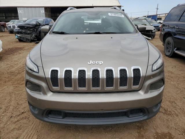 1C4PJLCB4HW660884 Jeep Cherokee Latitude