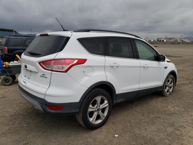 1FMCU0GX5FUB82585 Ford ESCAPE SE