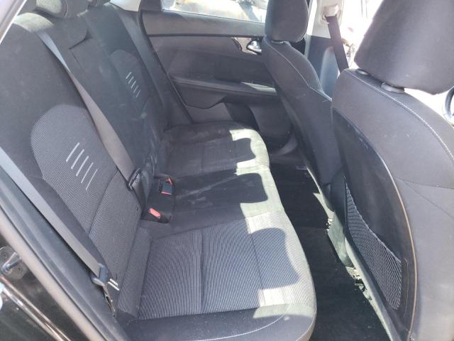 3KPF34AD6KE014814 KIA Forte Gt Line