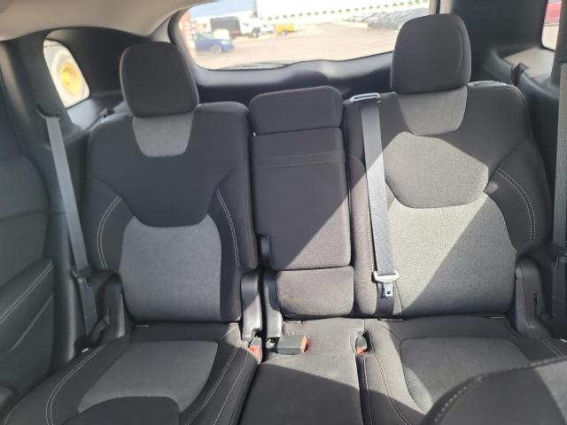 1C4PJMAB8FW593597 Jeep Cherokee Sport