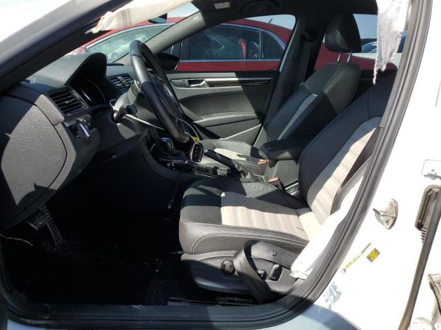 2018 VOLKSWAGEN PASSAT GT - 1VWJM7A38JC040799