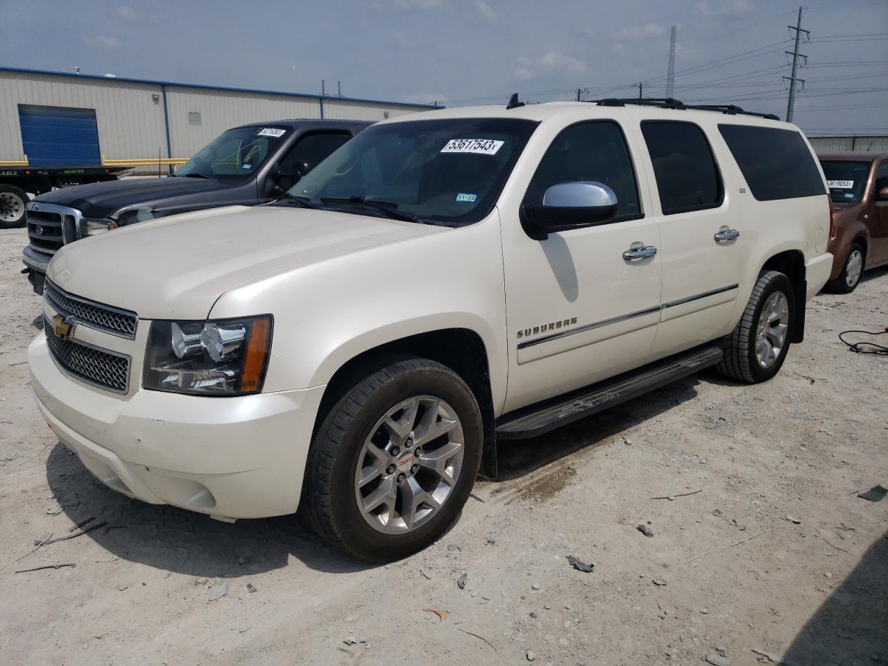 Chevrolet Suburban 2013