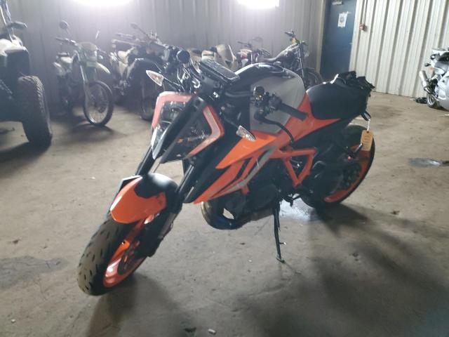 2022 KTM 1290 SUPER - VBKV39406NM952527