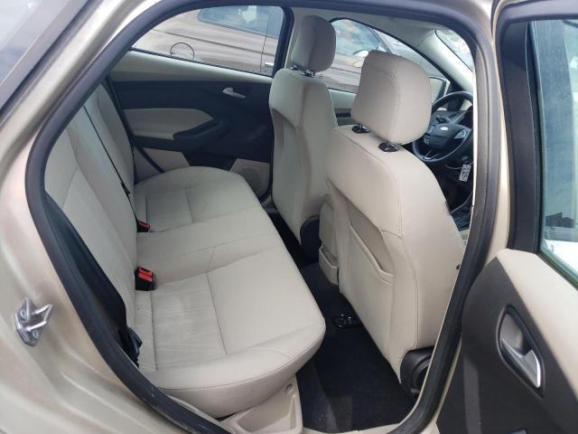 1FADP3FE7JL304532 Ford FOCUS SE