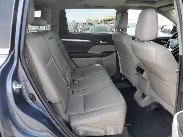 5TDKZRFH6JS245688 Toyota Highlander Se