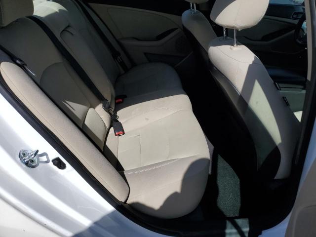 5XXGM4A75FG443192 KIA Optima Lx