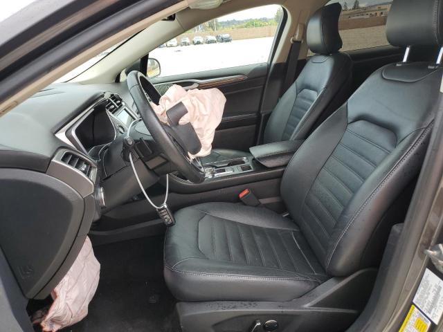 3FA6P0T92HR142142 Ford FUSION SE