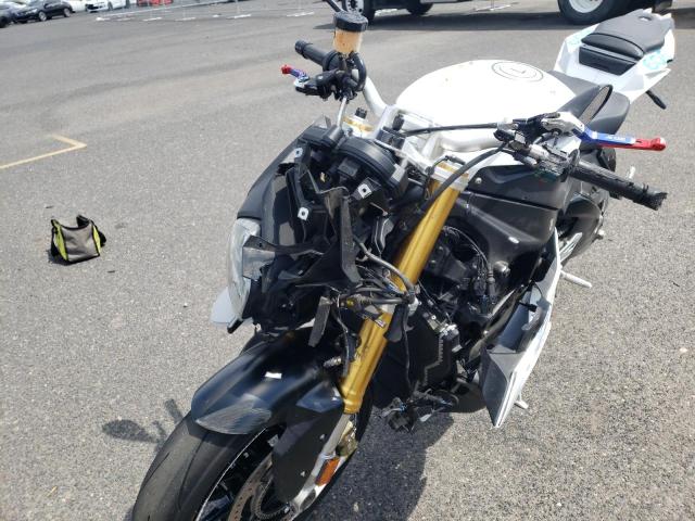 2016 BMW S 1000 R - WB10D1208GZ696679