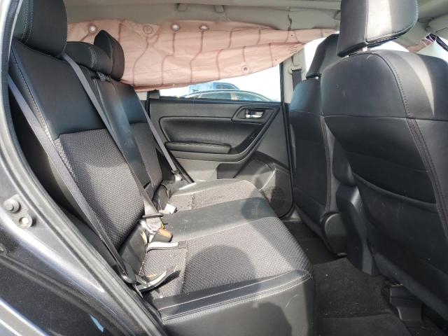 JF2SJGEC7JH527927 Subaru Forester 2.0xt Premium