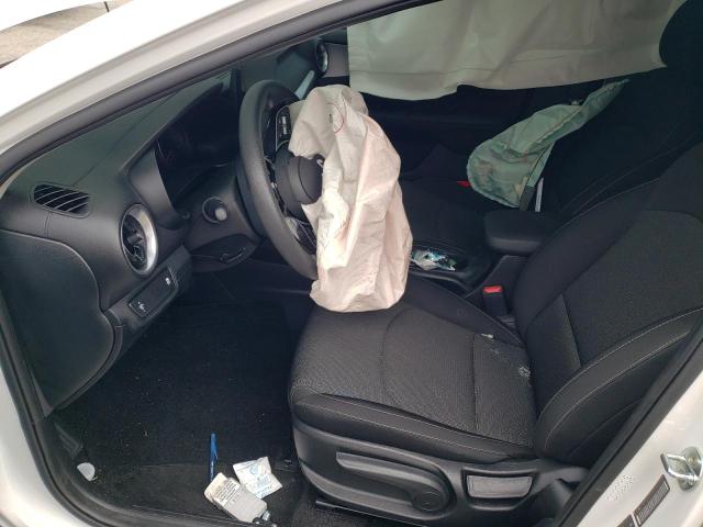 3KPF24AD2PE555580 KIA FORTE LX