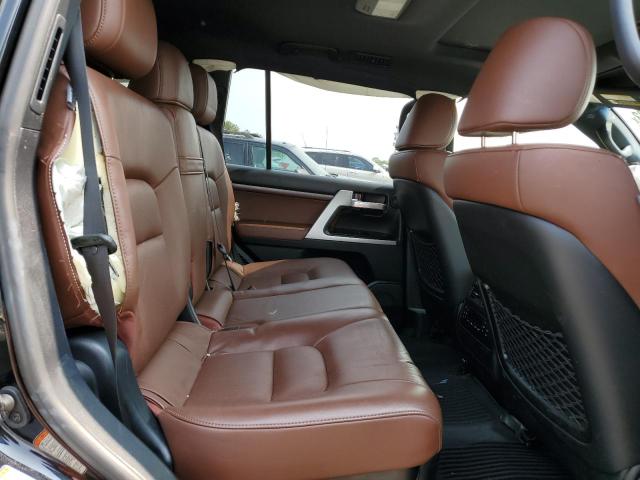 2018 TOYOTA LAND CRUIS - JTMCY7AJ2J4070874