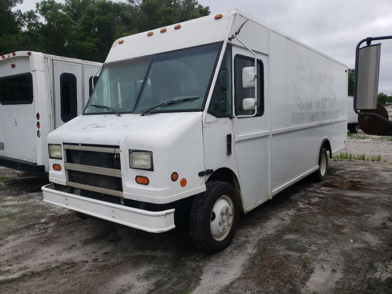 2000 Freightliner Chassis M Line WALK-IN Van For Sale in Savannah, GA ...