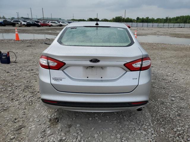 1FA6P0H79F5124731 Ford FUSION SE