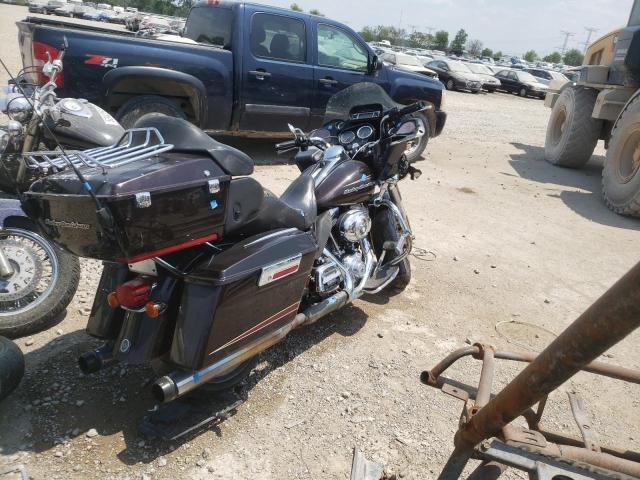 2011 HARLEY-DAVIDSON FLTRU 1HD1KGM1XBB645710