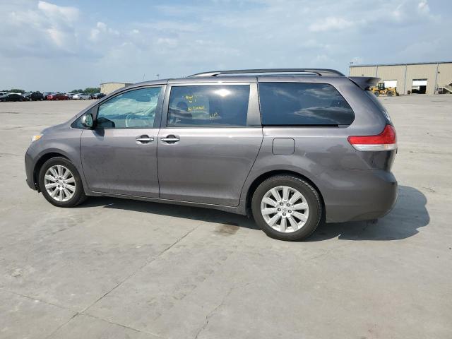 5TDDK3DCXDS052580 2013 TOYOTA SIENNA, photo no. 2