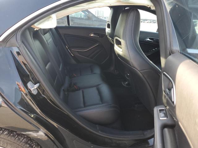 WDDSJ4EB8GN317518 Mercedes-Benz CLA 250