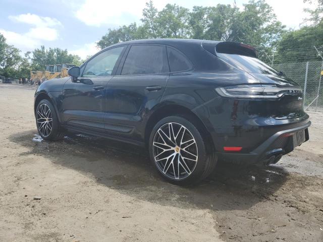 VIN WP1AA2A50NLB04127 2022 Porsche Macan no.2