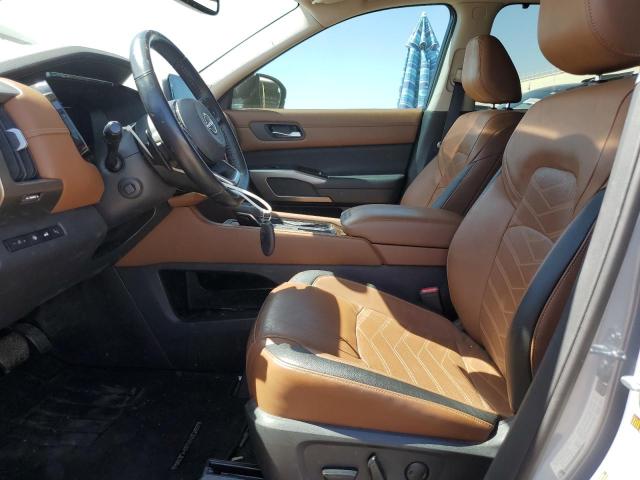 5N1DR3DH1NC211718 Nissan Pathfinder Platinum