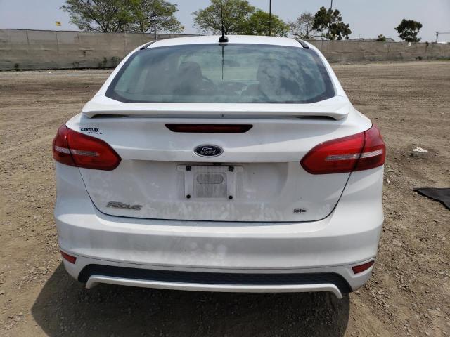 1FADP3F24GL395662 Ford FOCUS SE