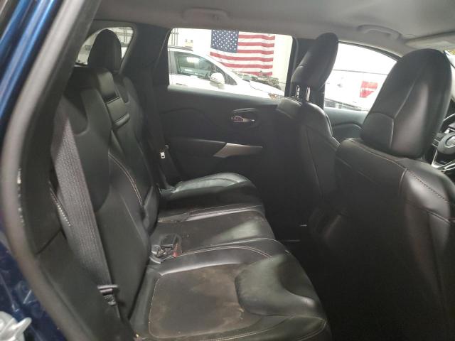 1C4PJMLBXJD541275 Jeep Cherokee Latitude Plus