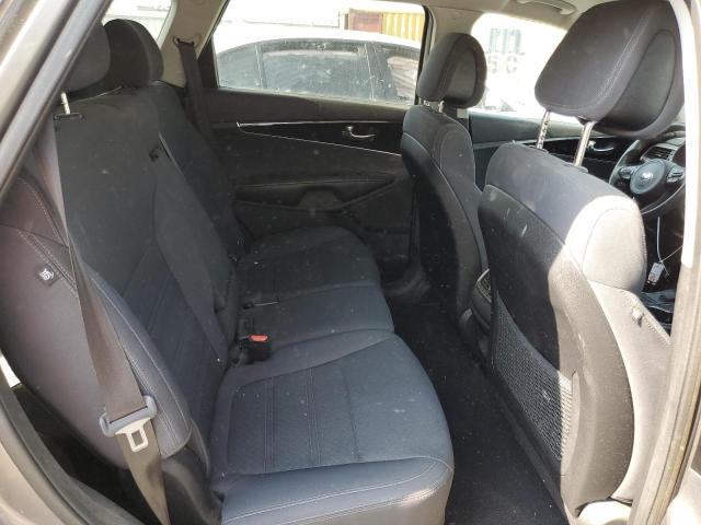 5XYPG4A35GG028102 KIA SORENTO LX