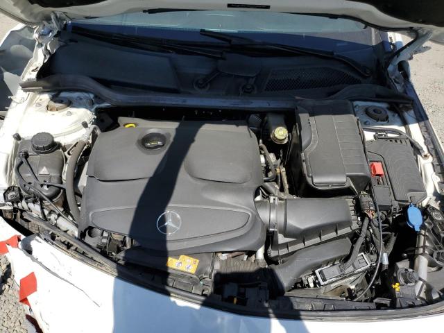 WDDSJ4EB1HN477709 Mercedes-Benz CLA 250