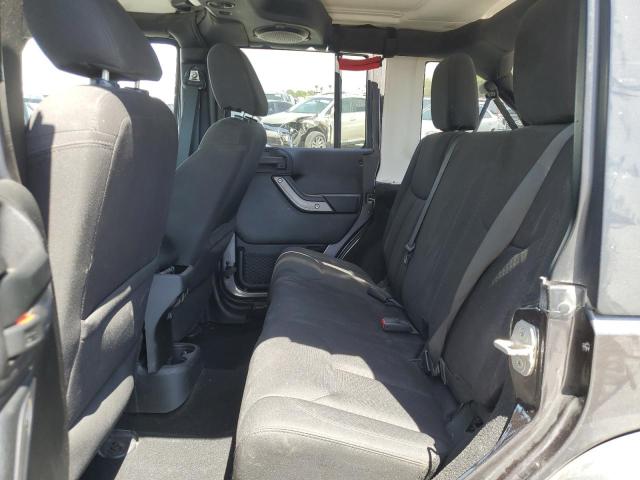 1C4BJWDG1EL295230 Jeep Wrangler Unlimited Sport