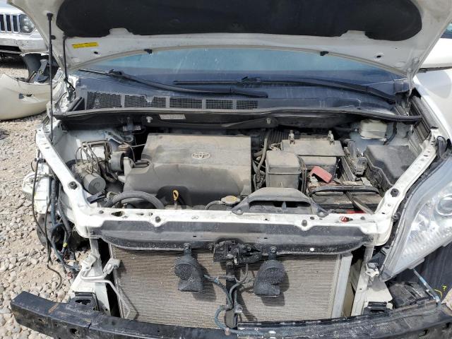 5TDYK3DC9GS763225 Toyota SIENNA XLE
