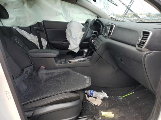 KNDPMCAC1J7328808 KIA Sportage Lx