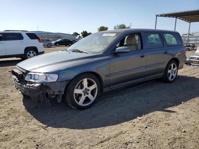 2004 Volvo V70 R