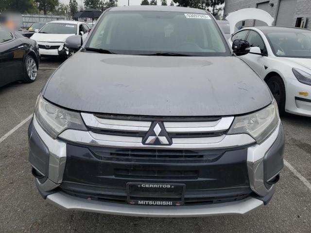JA4AD3A33HZ027116 Mitsubishi Outlander Se