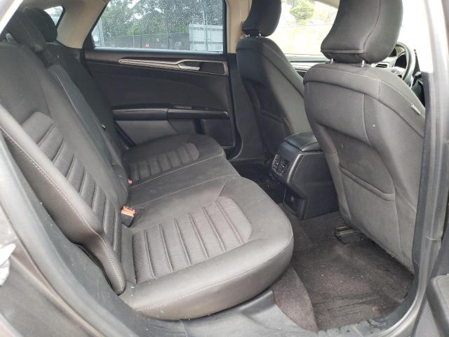 3FA6P0LU7KR140124 Ford FUSION SE