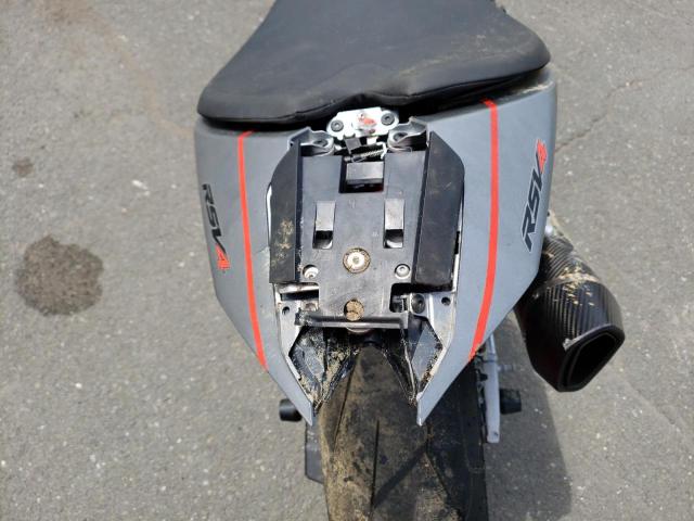 2021 APRILIA RSV4 1100 - ZD4KYUA06MS000266