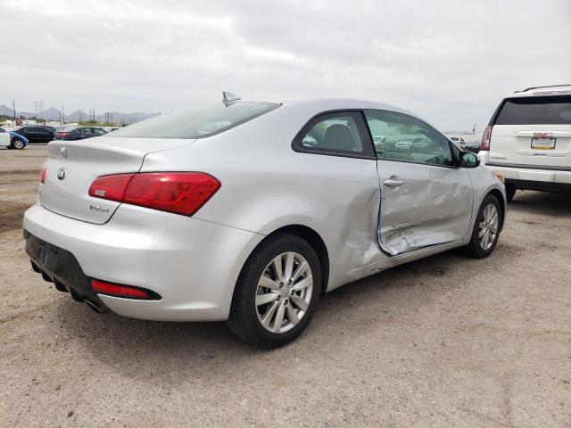 KNAFX6A87G5658146 KIA FORTE EX
