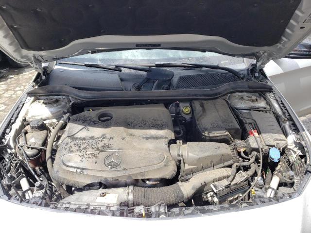WDDSJ4EB2JN533727 Mercedes-Benz CLA 250