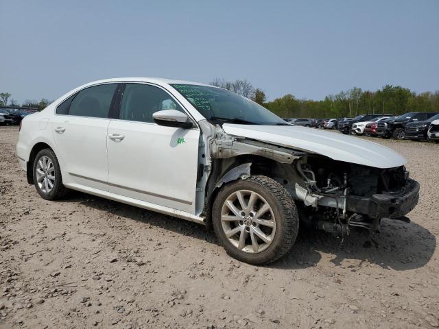 1VWBT7A36HC052712 2017 Volkswagen Passat Se