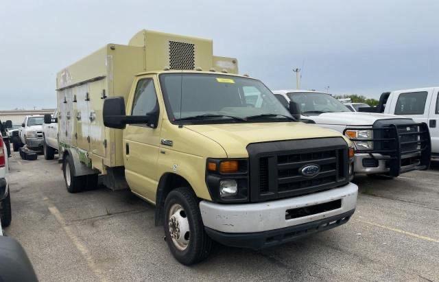 2010 Ford Econoline Cargo Van 