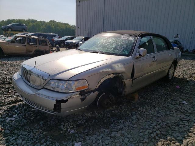 2008 Lincoln Town Car Signature Limited