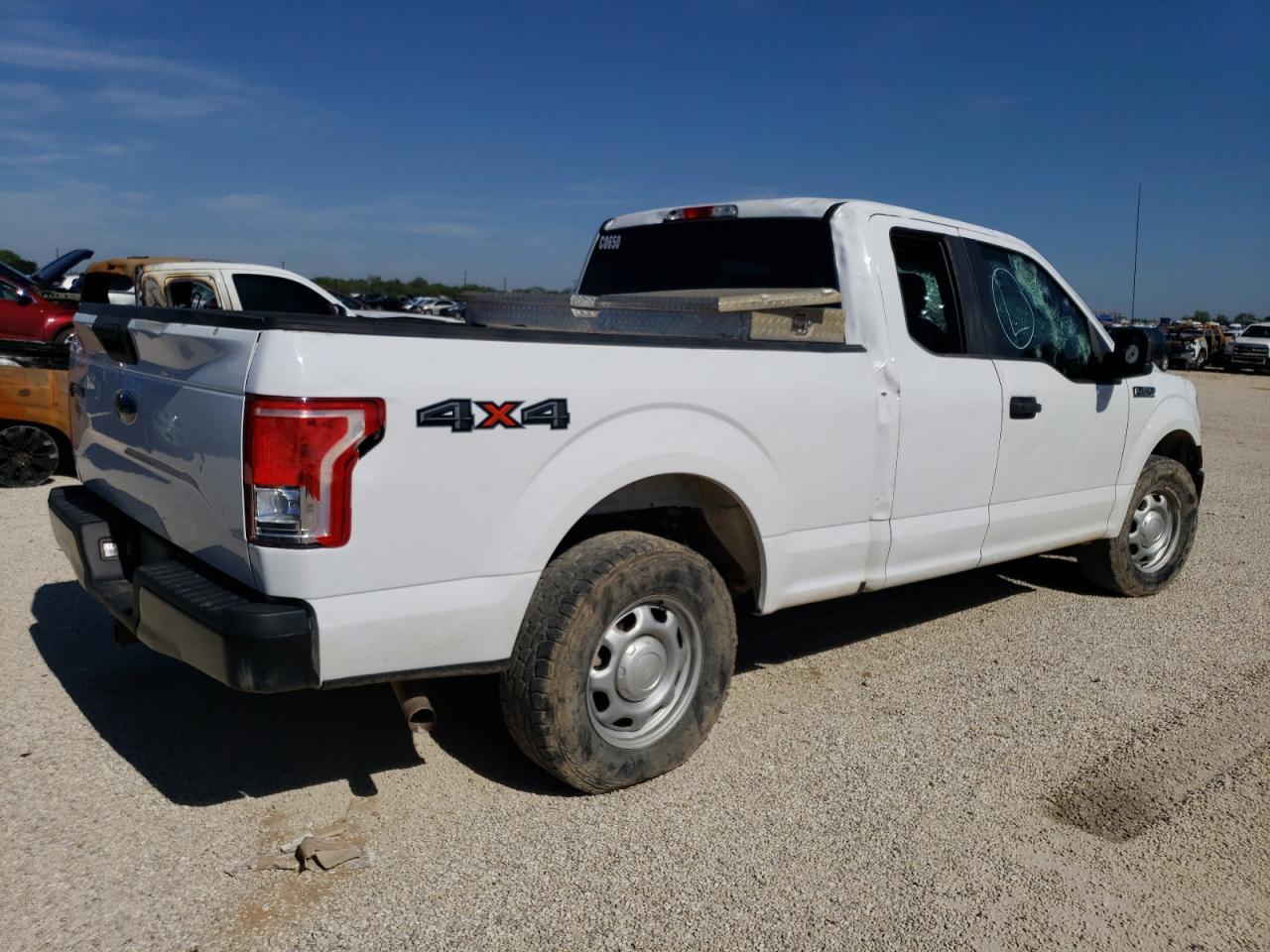 1FTEX1E85HKC48735 FORD F-150 2017