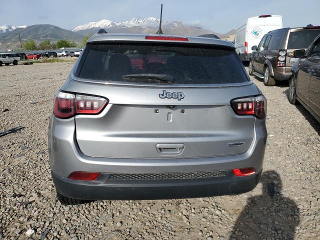 3C4NJCBB2JT165183 Jeep Compass Latitude