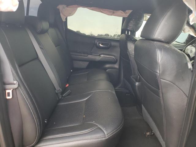 3TMAZ5CN8HM045355 Toyota Tacoma Double Cab
