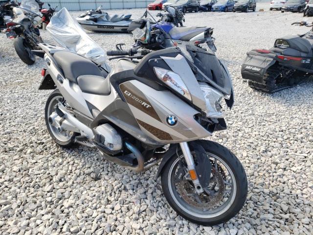 2012 BMW R1200 RT - WB1044008CZW20359