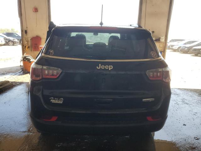 3C4NJDBBXJT168354 Jeep Compass Latitude