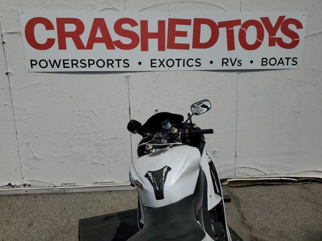 2010 YAMAHA YZFR6 C JYARJ16Y7AA004447