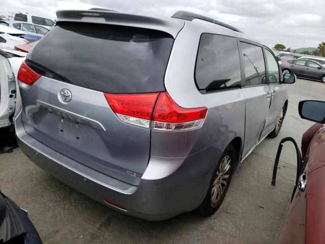 2011 TOYOTA SIENNA XLE - 5TDYK3DC9BS010545