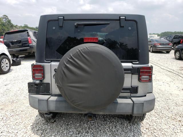 1C4BJWDG3HL546916 Jeep Wrangler Unlimited Sport