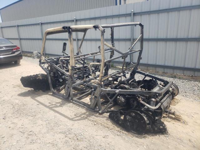 2021 CAN-AM DEFENDER M - 3JBURAX45MK000633