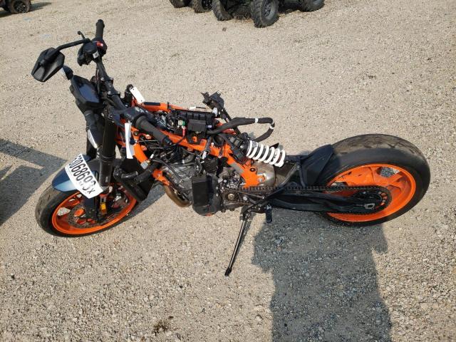 2022 KTM 890 DUKE R - VBKTU9406NM830562